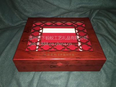木盒的应用与批发 从化妆品到红酒的多样化需求